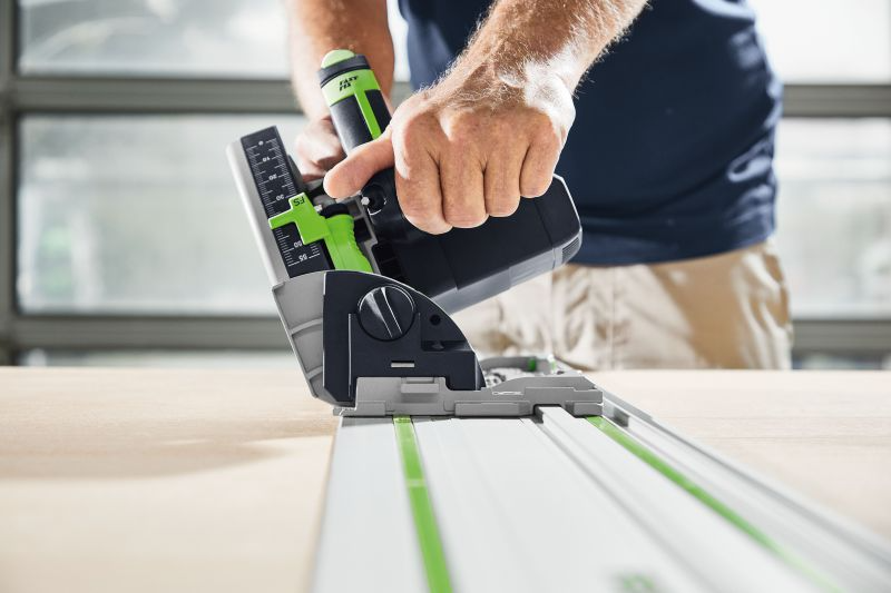 Festool TS 55 FEBQ-Plus 240V Plunge Saw with 2 x FS/1400 1.4m Guide Rails, 2 x Connectors, and Rail Bag, New - Image 6